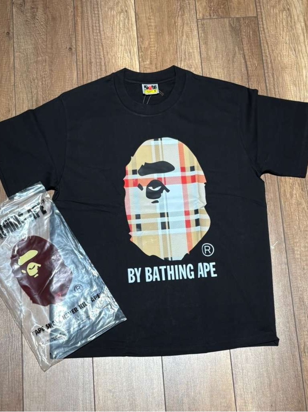 A Bathing Ape BAPE x Burberry Black T-Shirt Brand New Mens Medium